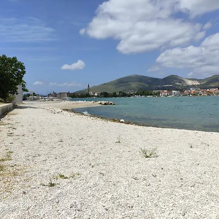 Ella Apartman Trogir