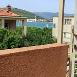 Ella Apartman